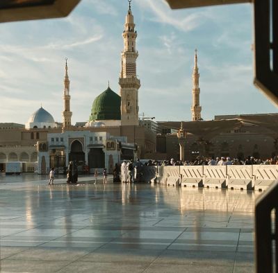 Affordable Umrah Packages 2026 with Qalam Travels